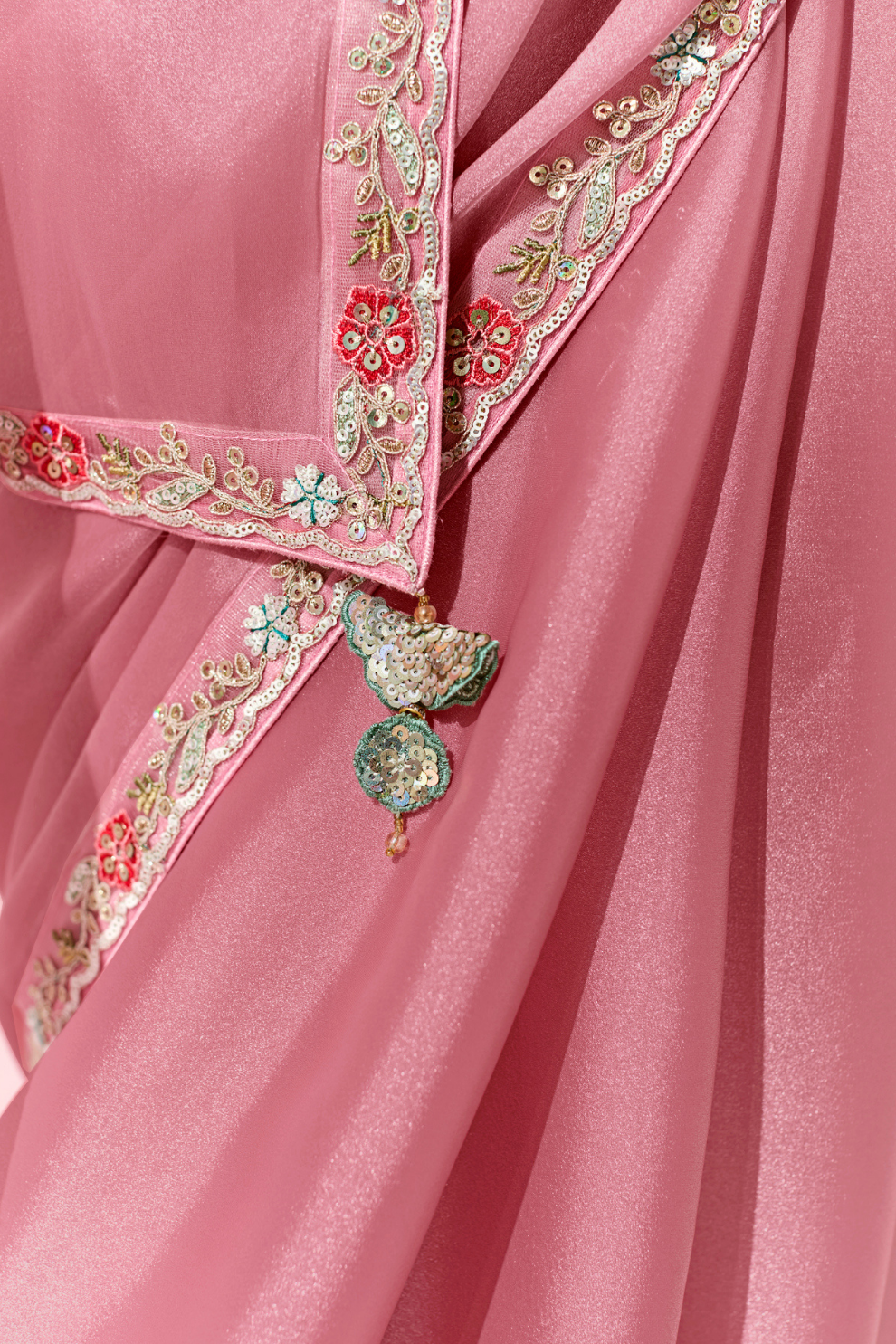 Tissue Silk Saree with Heavy Embroidered Border for Grand Occasions