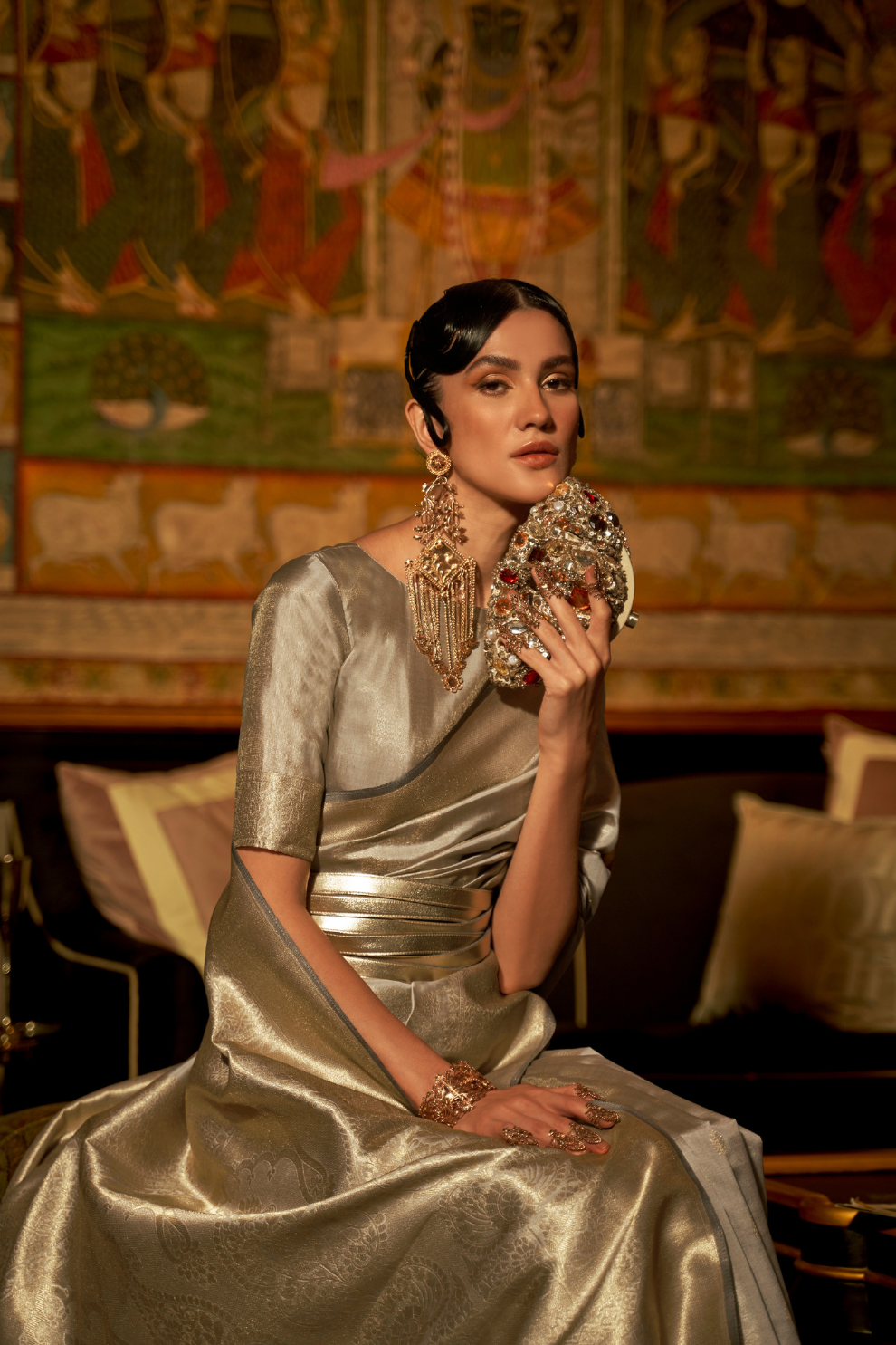 Zari Banarasi Saree with Ethnic Motifs Woven Design