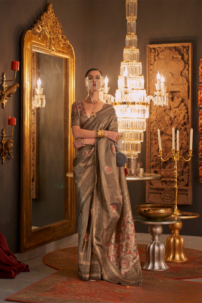 Elegant Silk Jacquard Saree with Handloom Weaving Craft