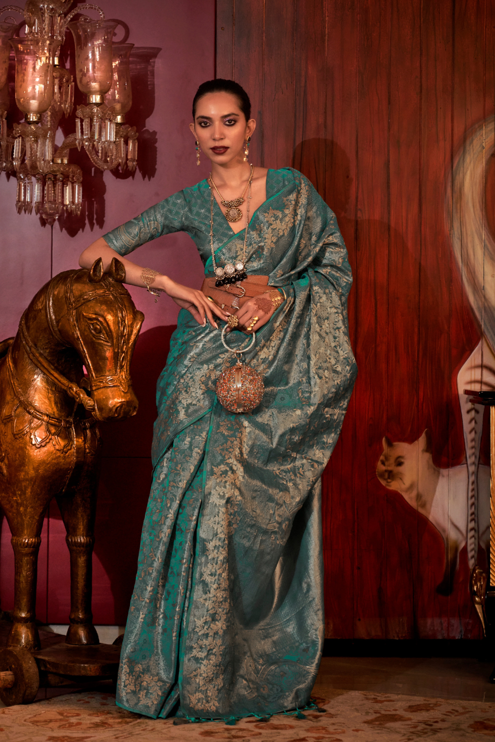 Zari Woven Banarasi Silk Blend Saree with Regal Detailing