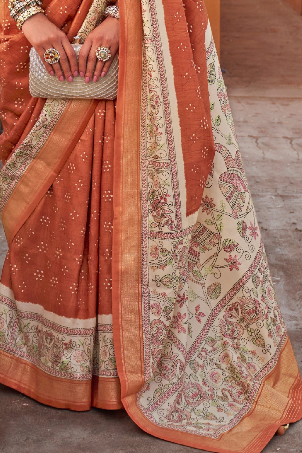 Glossy Finish Saree in Viscose Polyester Silk Fabric Print