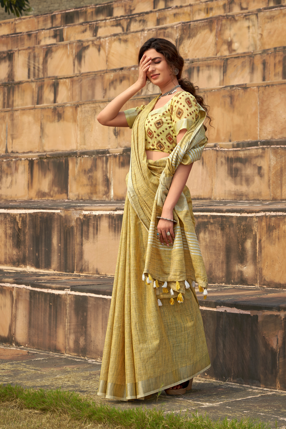 Soft Linen Silk Saree with Elegant Khadi Print