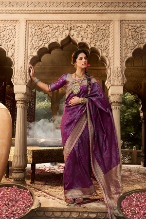 LavanteFashionSoftBanarasiSilkFancyFabricWithBeautifulLaceBorder_HeavyPallu..anddesignerblouse_1 - LaVante Fashion