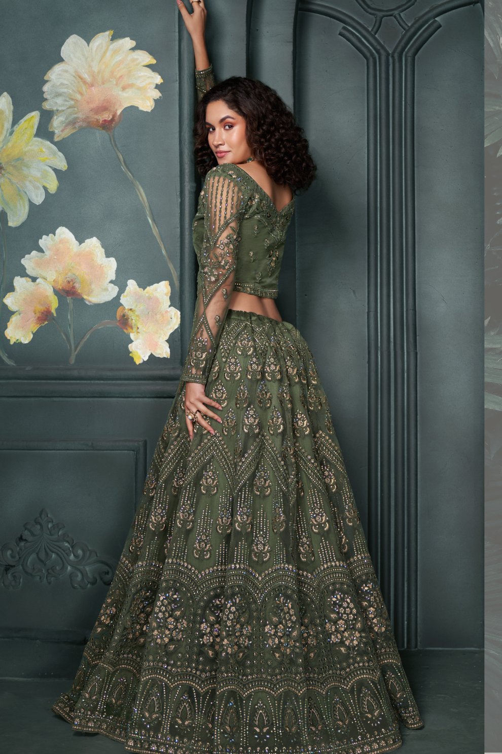 Lehenga Choli de seda de diseñador en color azul turquesa, lista para usar, con brillo y detalles de espejo