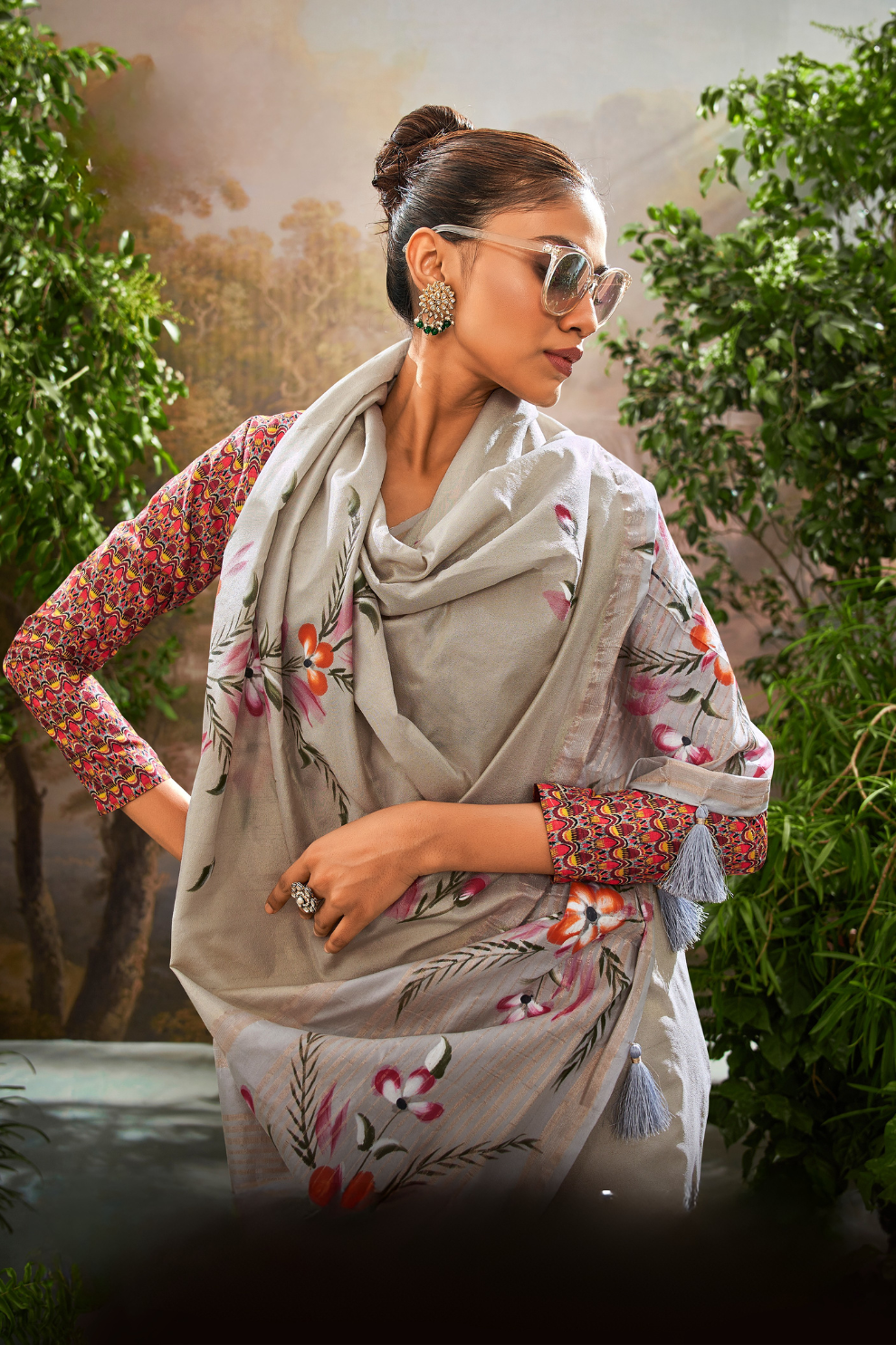 Soft Linen Tissue Silk Saree with Hand Brush Print & Kalamkari Blouse