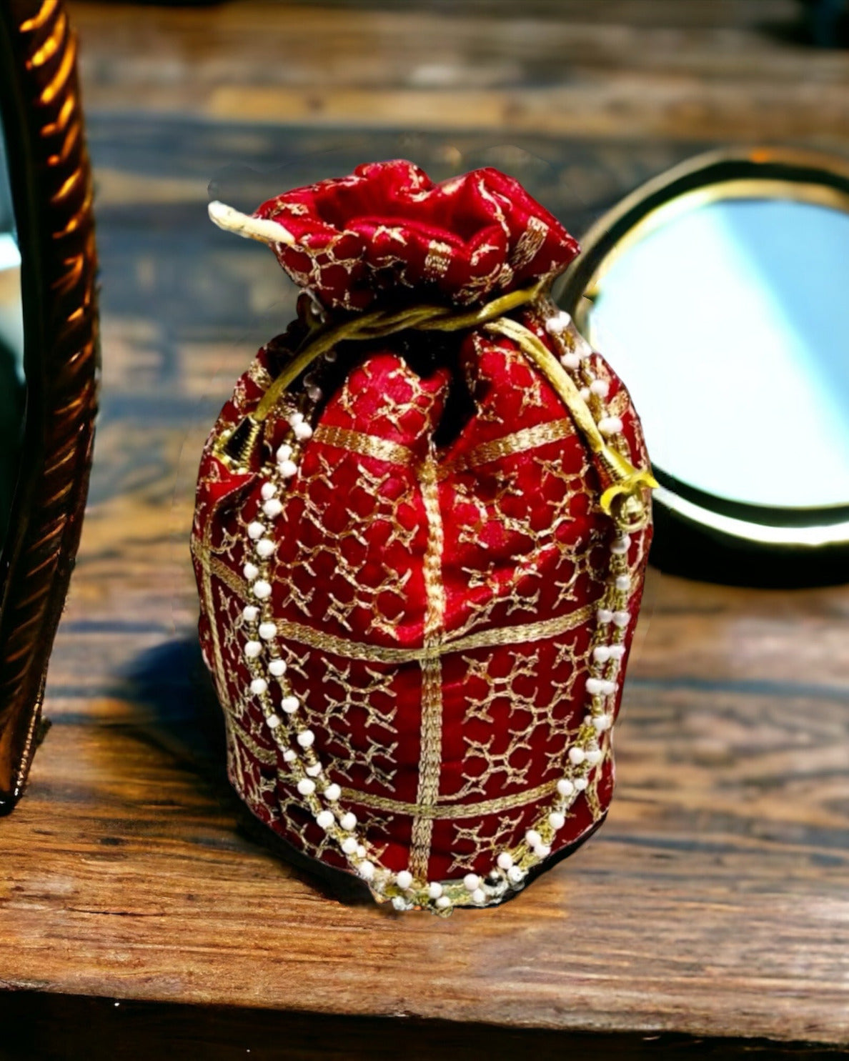 beautifully_crafted_potli_bag - LaVante Fashion