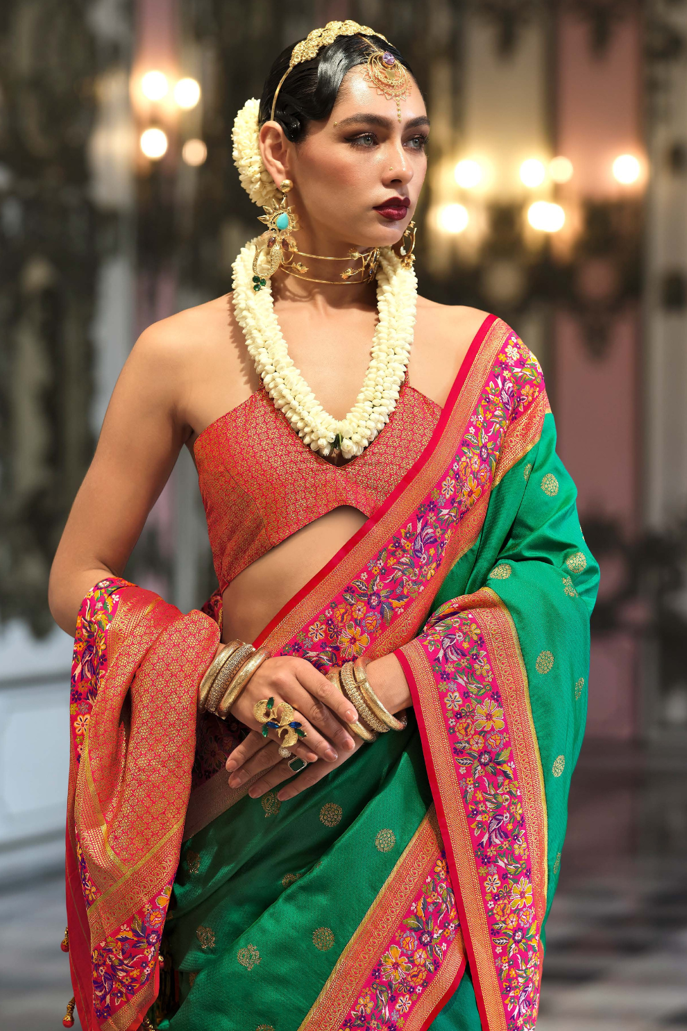 Super Banarasi P.V. Silk Saree with Jacquard Weaving Butti Work - LaVante Fashion