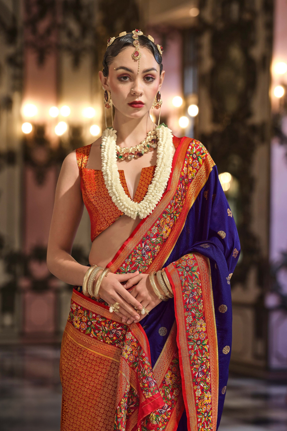 Super Banarasi P.V. Silk Saree with Jacquard Weaving Butti Work - LaVante Fashion